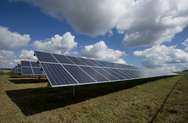 太陽光発電に向いている都道府県ランキング【47県徹底評価・WORST10も公開】