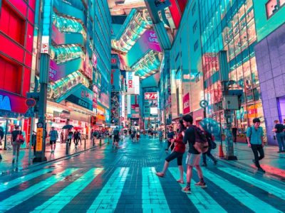太陽光発電の義務化はどこまで進んでいる？東京都の条例と全国の動向【2026年】