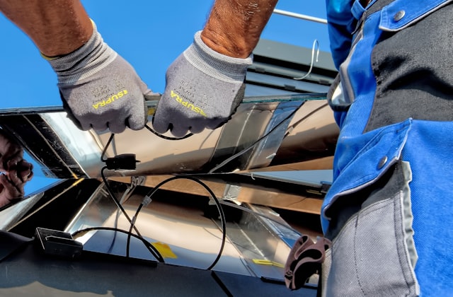 太陽光発電で後悔した人の実例7パターン｜同じ失敗を防ぐ方法