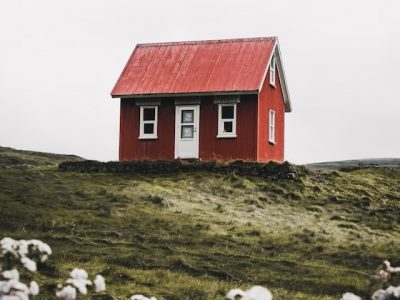 太陽光発電で影ができたらどうなる？バイパスダイオードと対策