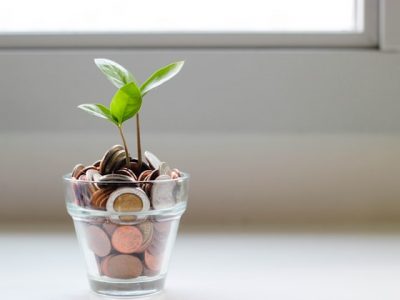 太陽光発電にかかる税金の全種類｜固定資産税・所得税・消費税を解説